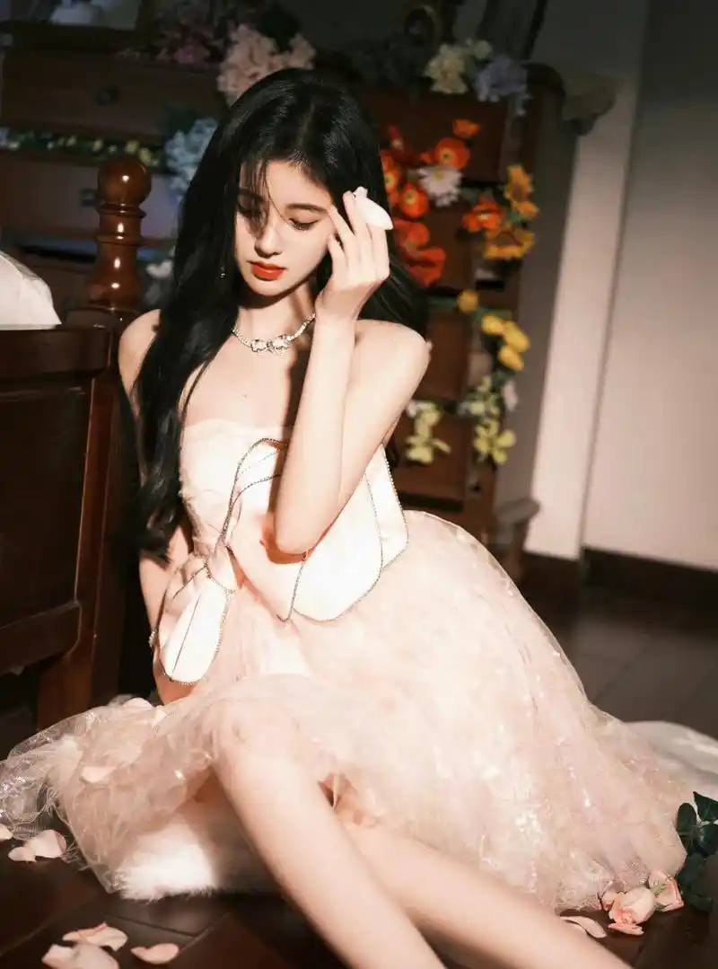 精美图集|人间小仙女鞠婧祎