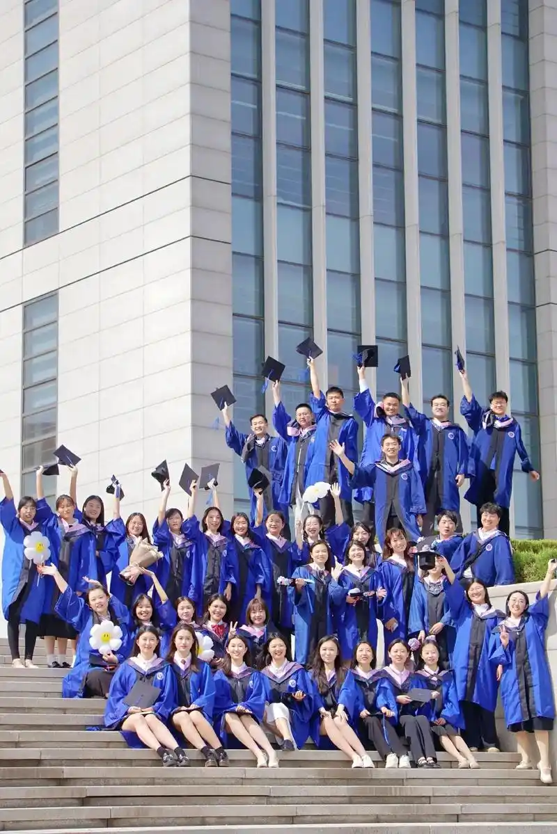 山师毕业约拍95创意班级合影.