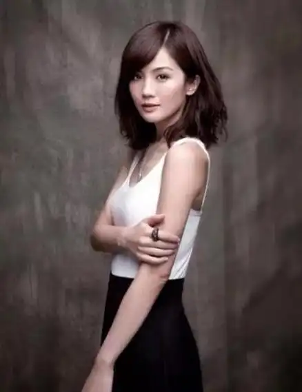 蔡卓妍真实身高多少?