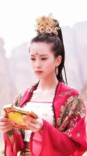 刘诗诗古装剧里的发饰都很美啊,大美女就适合露额头的造型