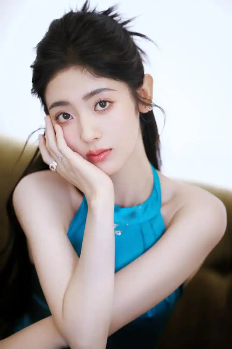 邢菲华表奖妆造 邢菲《华表奖》造型96 说句美人鱼不为过吧, - 抖音