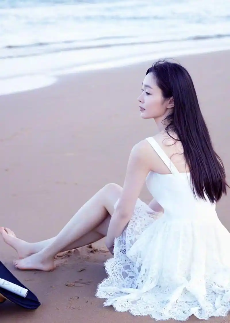 宋轶素颜原来这么美,不用盛装打扮,就能美得高级,大气!