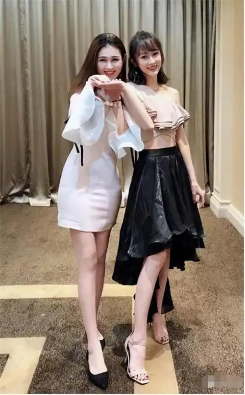 巴啦啦小魔仙:当年披头散发的黑魔仙小月,现摇身一变成女神!