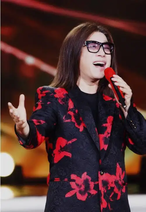 还是郭峰的奶奶解了一家人的燃眉之急,不仅要节流,还要开源.