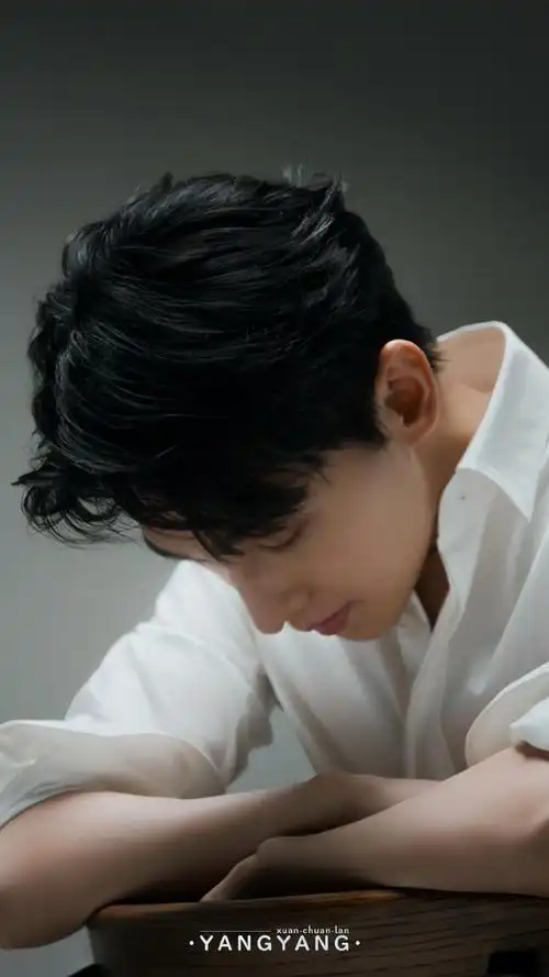 杨洋娇你自在发光##杨洋法国娇兰全球代言人##杨洋