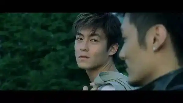 陈冠希终于回来了,他还没忘记自己是个演员_百科ta说