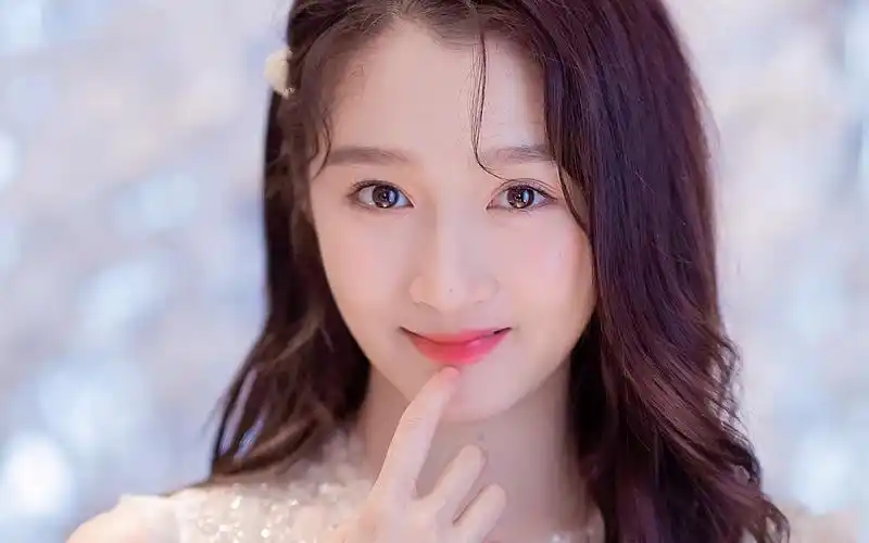 关晓彤仙气十足写真桌面壁纸高清大图预览1920x1200_大陆明星下载_美