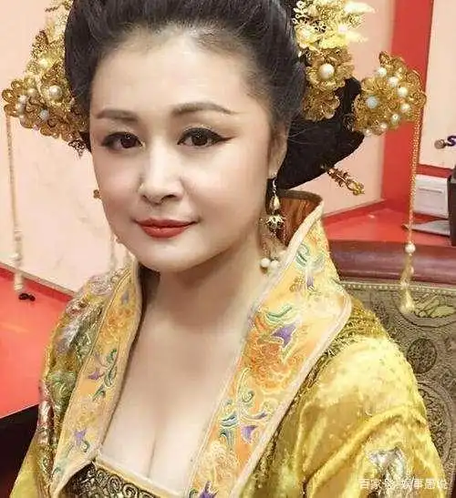 "谢大脚"于月仙老公曝光,长相不被网友认可:一朵鲜花插牛粪上