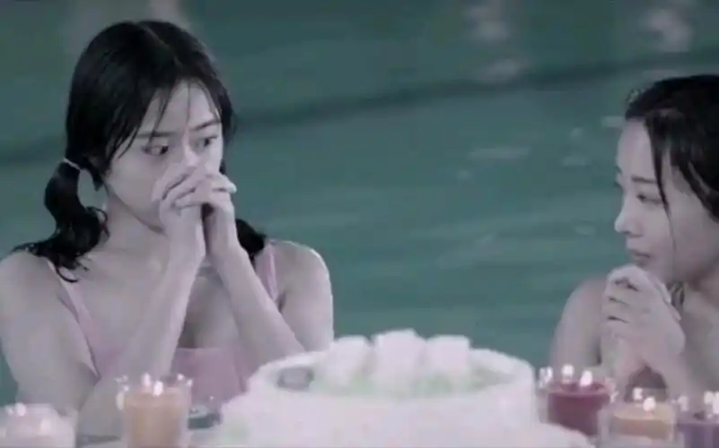 恐怖游泳馆17:大结局