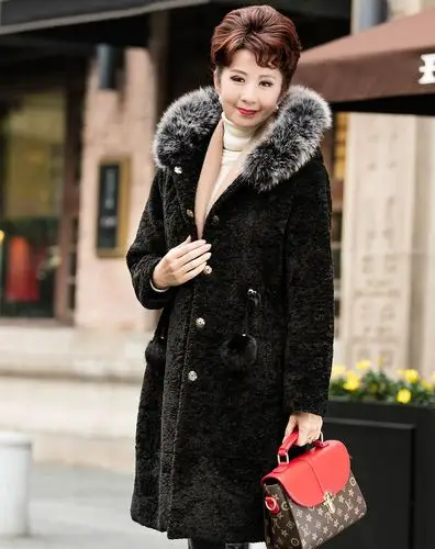 气质中老年女装妈妈冬装外套羊剪绒工艺大衣新款中长款仿皮草外套