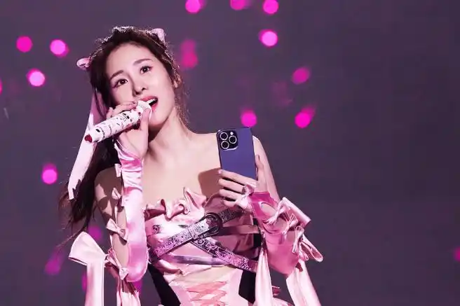 张碧晨超话96#张碧晨2024今儿个开心巡回演唱会#  奏响热恋狂想曲