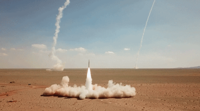 到上级命令——将导弹升级至战斗状态,直接转进陌生地域执行发射任务