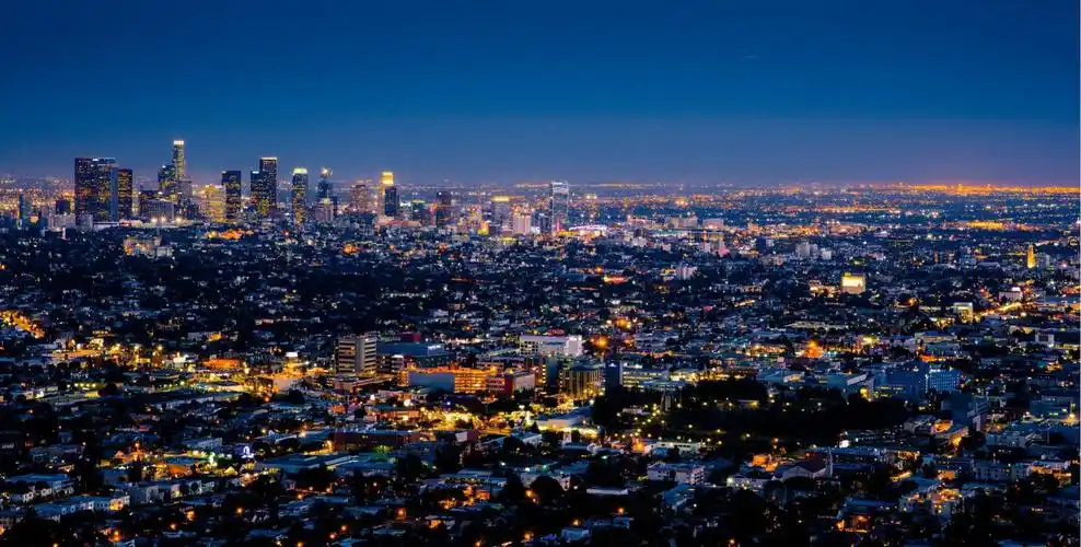 恢弘大气的ppt背景图片合集