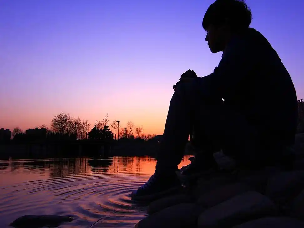 唯美伤感的句子说说心情