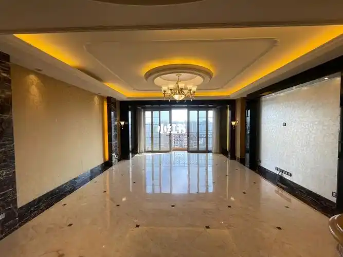 星河湾三期大平层出租