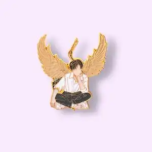 易烊千玺周边鹤守护胸针千纸鹤金属徽章女生饰品别针配饰挂件勋章