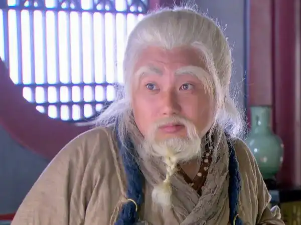 神雕侠侣:谁能和郭靖硬碰硬?杨过太嫩,周伯通有点悬,他:55开