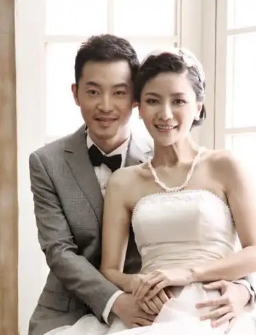 胡可是沙溢第几任老婆(沙溢老婆胡可个人资料)-天晟网