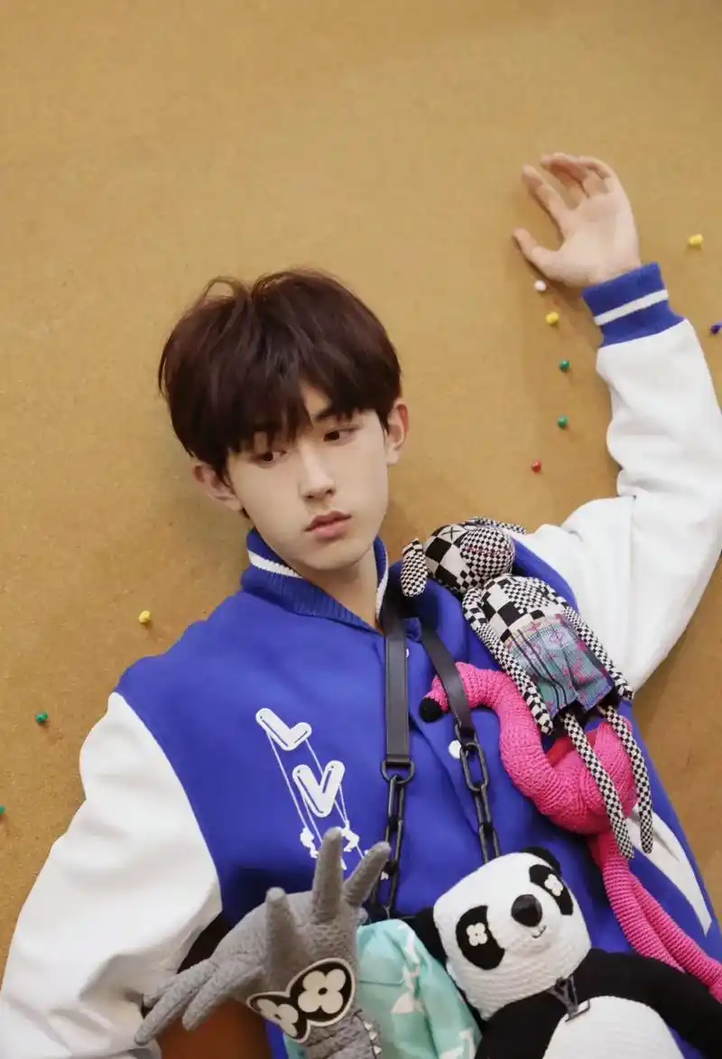 郭俊辰 #钱三一 #一秒 - 抖音