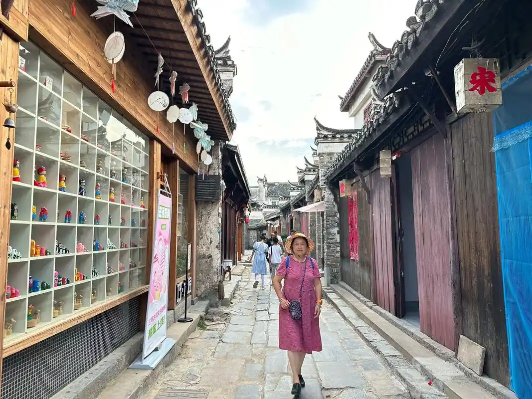 小城故事.三河古镇:典型的水乡古镇,是安徽著名大镇,古镇已有 - 抖音