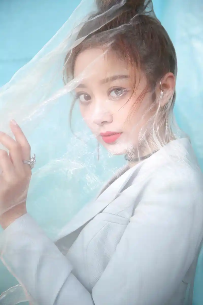 《第二次也很美》  据说王蕾明天也要走红毯了?