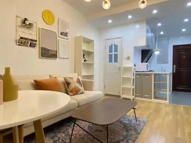 中山公园一室一厅一卫75k