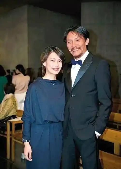 苏慧伦:大家一致说我漂亮,我也很为难,在老公面前是温柔小女人_孙益民