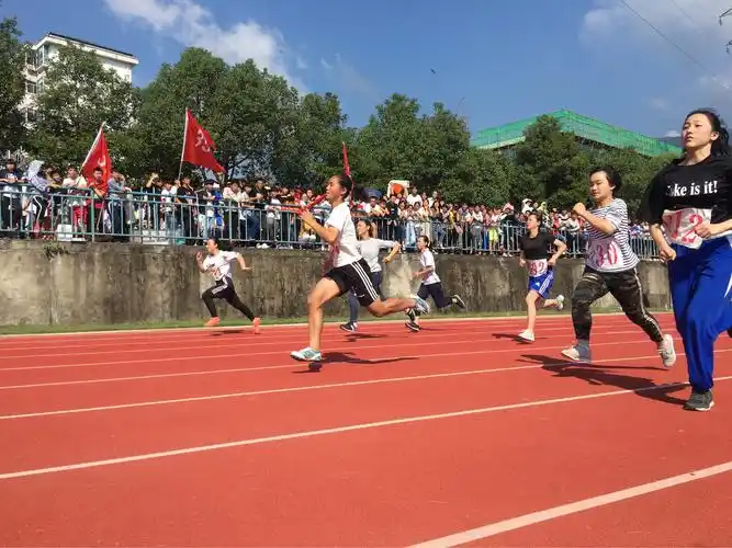 超越极限,超越自我——慈利二中第57届田径运动会 - 美篇