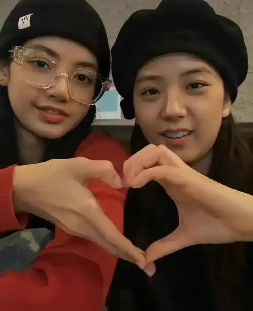 lisajisoo都好可爱