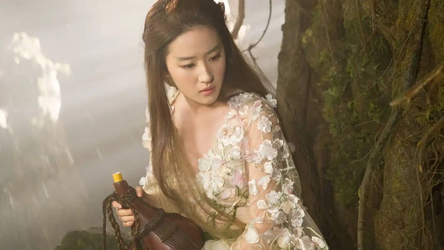 影版《花千骨》烂上热搜,陈都灵被骂,刘亦菲:我的白浅有救了!