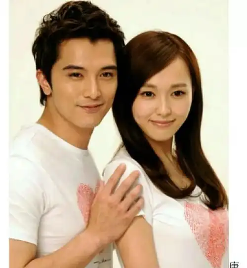 唐嫣的前任邱泽当时自毁前程,现在活得很佛性