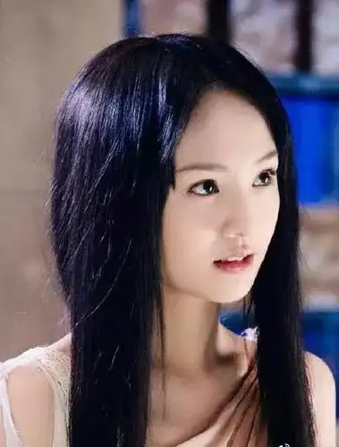 出道10年从一个极端走向另外一个极端敏感的郑爽为何总这么偏激