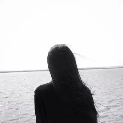 女生,头像,唯美,意境,背影,黑白