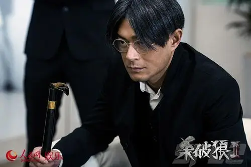 古天乐最丑造型曝光 《杀破狼2》霸气操控吴京张晋