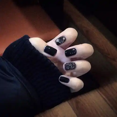 秋冬最火美甲:100款秋冬最火的美甲款式图片!照做就完了!