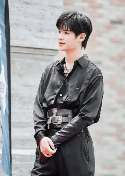 黄明昊 - 堆糖,美图壁纸兴趣社区