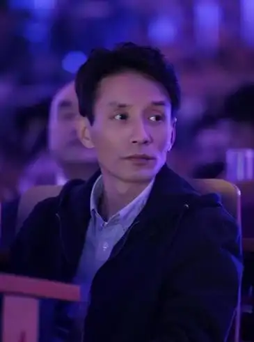 回顾演员田小洁从工人到演员娶女神江珊为妻爱情事业双丰收