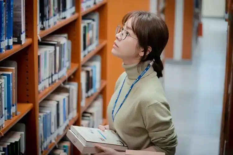 春夜韩志旼高清剧照大公开讲述出轨故事引观众强烈共鸣组图