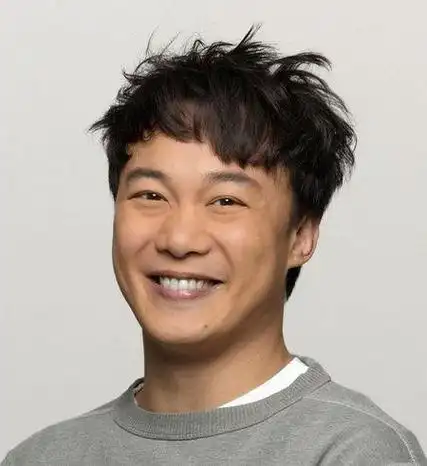 找一个陈奕迅的头像贴的这张是是酷狗截图的很小以前那张不见了狄