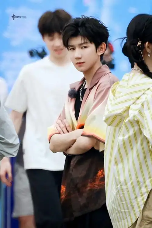 婚纱 婚纱照 690_1035 竖版 竖屏