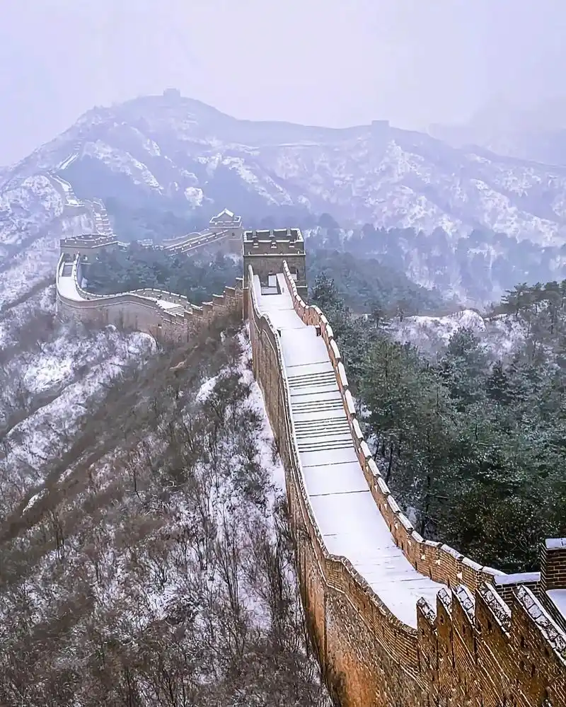 不到长城非好汉.八达岭长城是明长城的精华,万里长城最杰出的代 - 抖