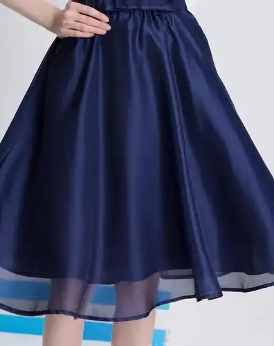 女款藏蓝色半身裙