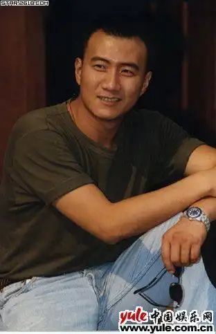 安利胡军一个你绝对不能错过的帅大叔