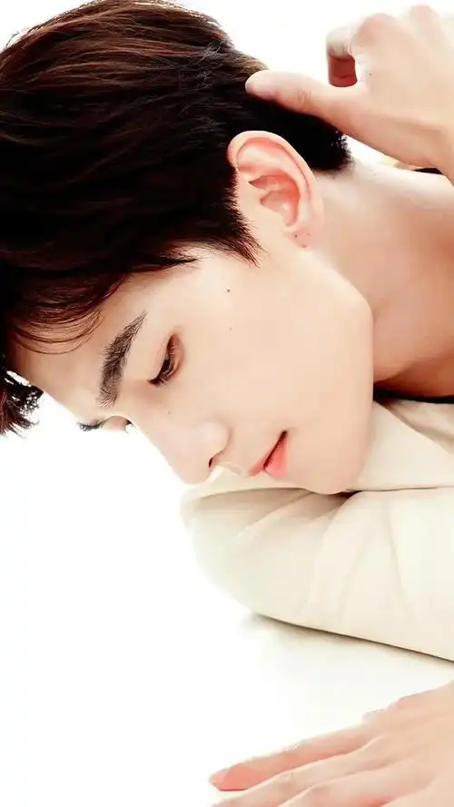 杨洋古装图片壁纸手机壁纸杨洋这颜值威胁到我了