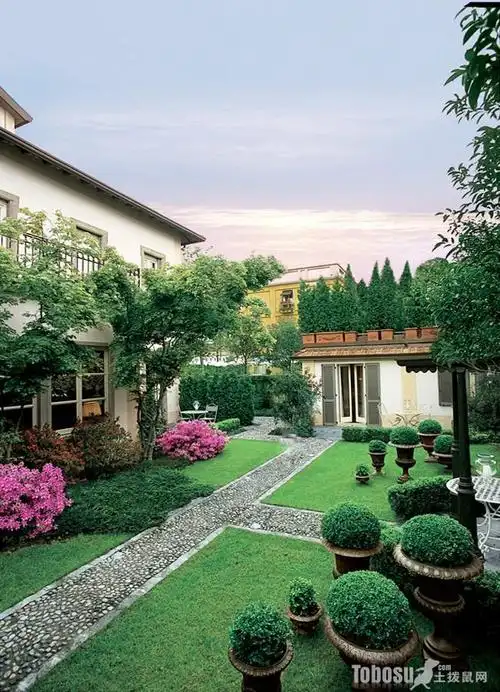 别墅小花园图片院内—土拨鼠装饰设计门户