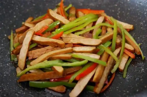 炒豆腐干的家常做法(豆干怎么炒软糯好吃)(8)