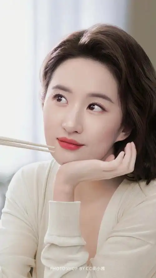 刘亦菲王楚然同框旧照##美团外卖刘亦菲##玫瑰故事##刘亦菲玫瑰故事