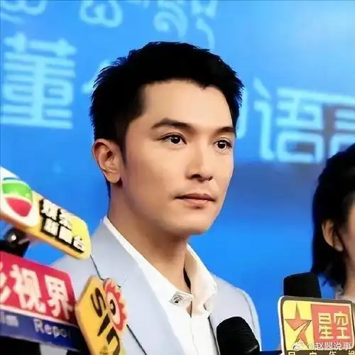 邱泽,一位集英勇与魅力于一身的男子汉……|邱泽|杨丞琳|陈乔恩_新浪