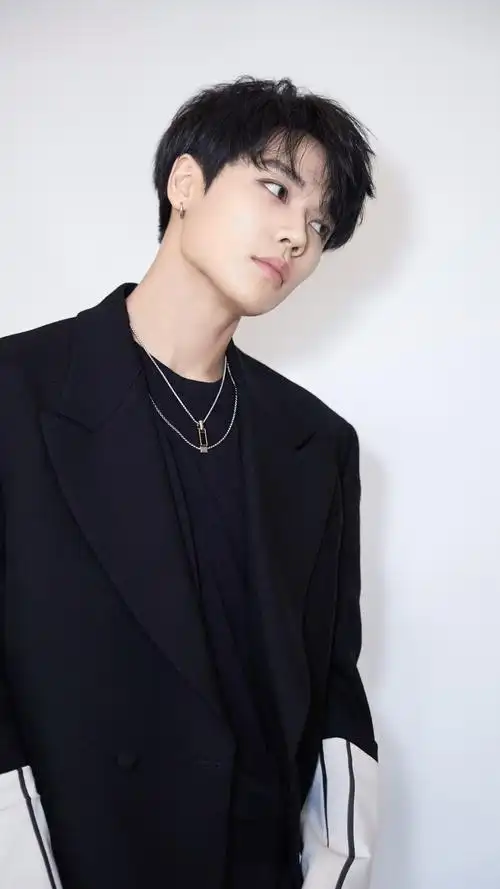 林彦俊帅气写真手机壁纸