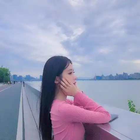 清纯美女图片头像长发侧脸高清生活照成熟真实的